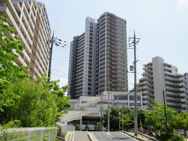 グランオーパス 外観（C棟）