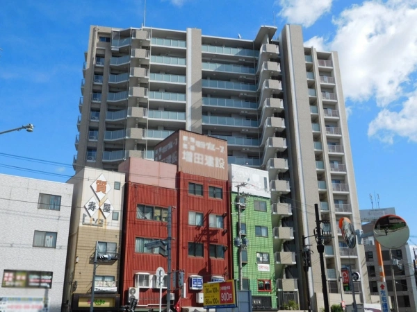 ライオンズ池田駅前