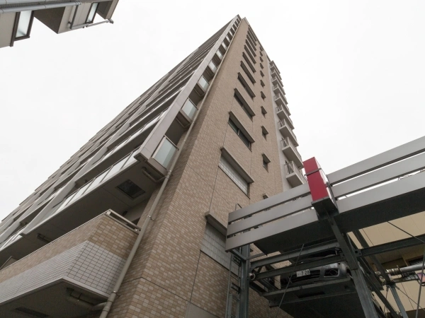 ライオンズ池田駅前