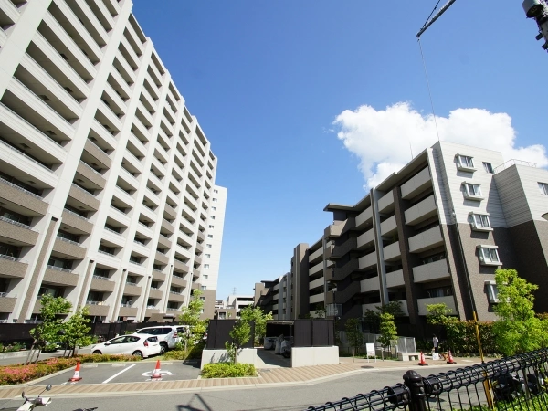 グランファースト千里桃山台