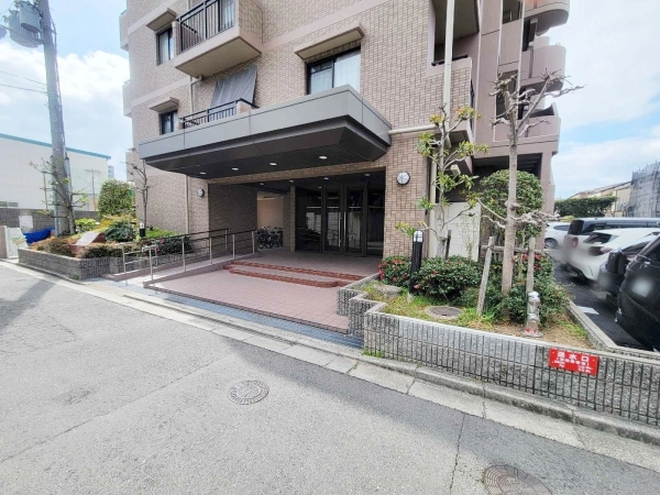 リブコートアゼリア吹田