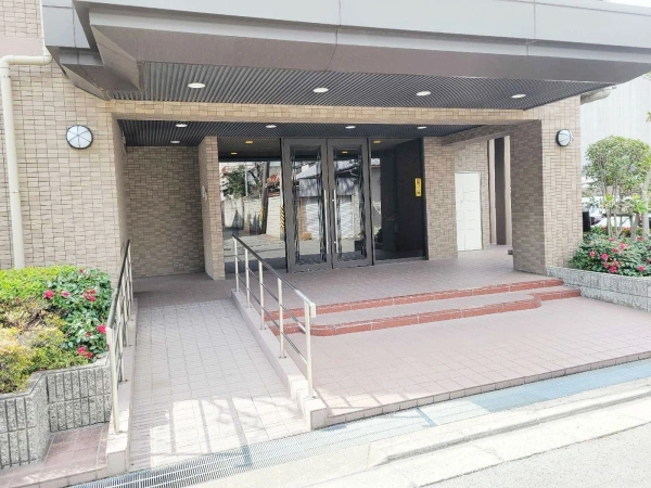 リブコートアゼリア吹田