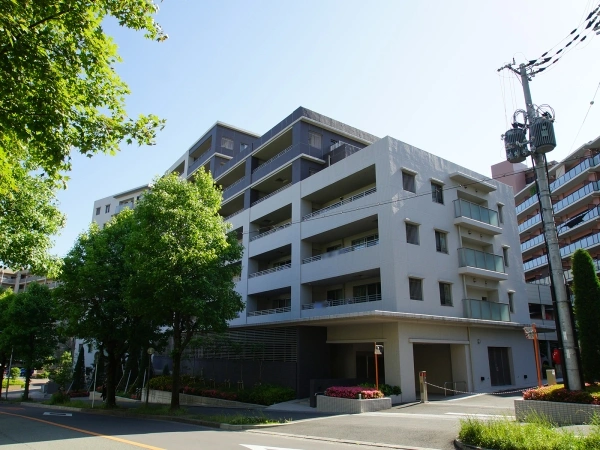 プレミスト千里佐竹台
