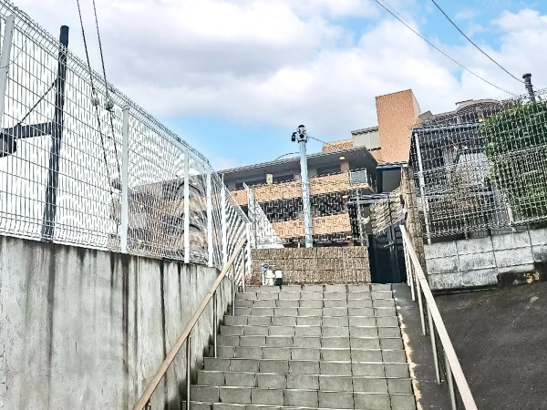 モンテベルデ千里王子池
