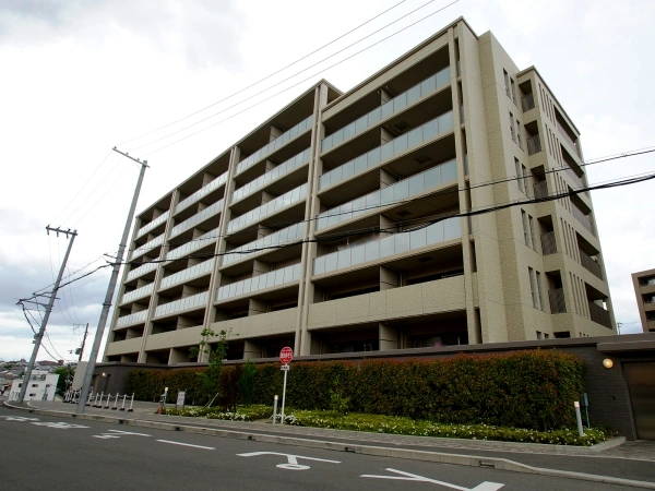 ウェリス千里山ヒルズ