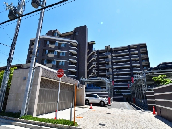 ライオンズ西宮北口室川町