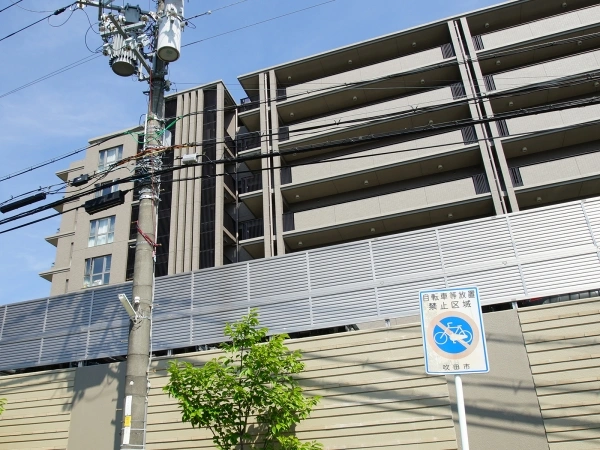 クレヴィア千里桃山台