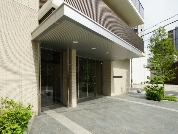 リビオレゾン梅田カサーレ