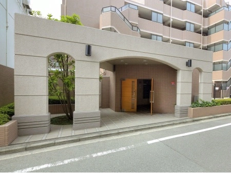ナイスアーバン上大岡フラッツ