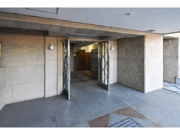 日神パレステージ逸見