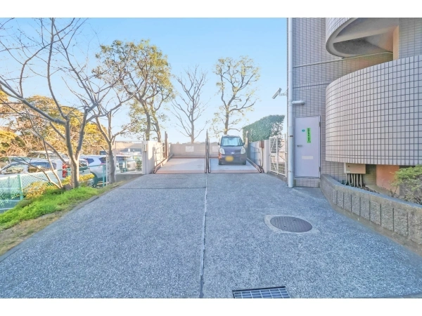 ヒルトップ横濱根岸パークサイドコート