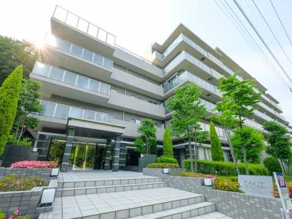 シャリエ南大沢パークサイドテラス