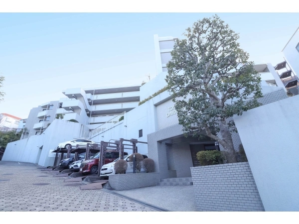 富岡ダイカンプラザ