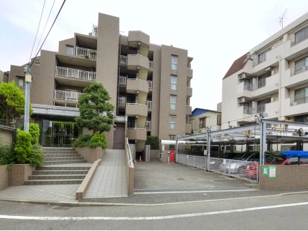 エステスクエア横浜弘明寺