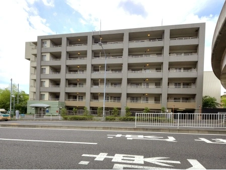 エストグランディール杉田