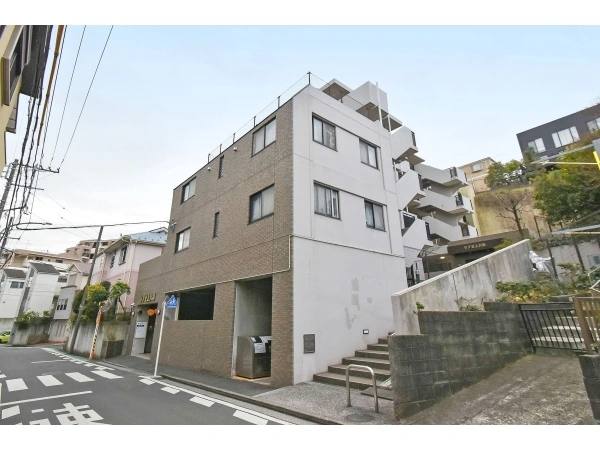 リブゼ上大岡