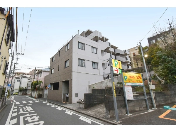 リブゼ上大岡