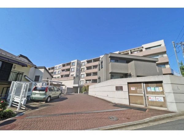 朝日パリオ新横浜
