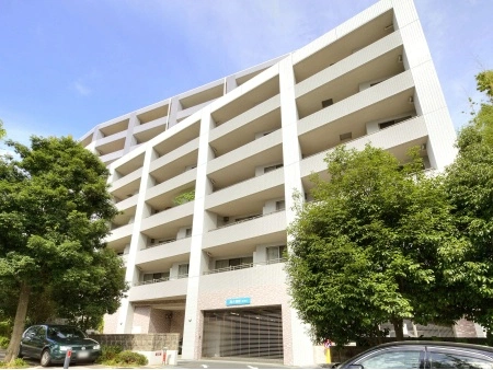 クイーンズパレス東戸塚＜弐番館＞