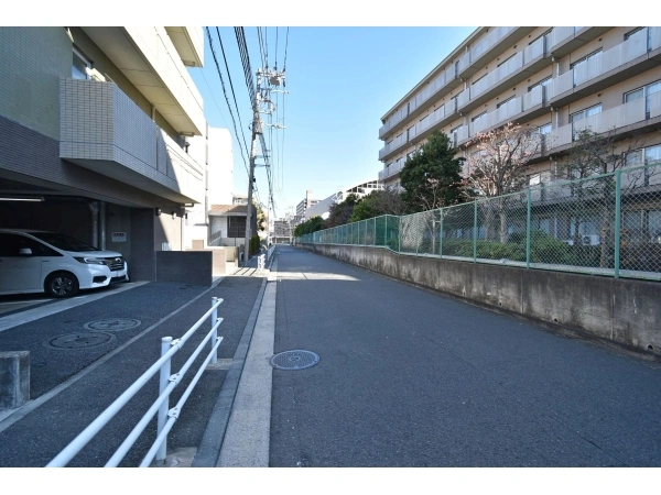 ライフレビュー新横浜ウエスト