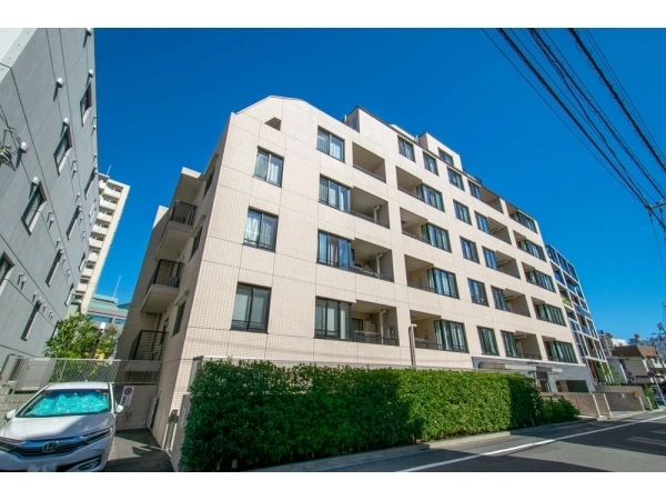 ジオ四谷坂町
