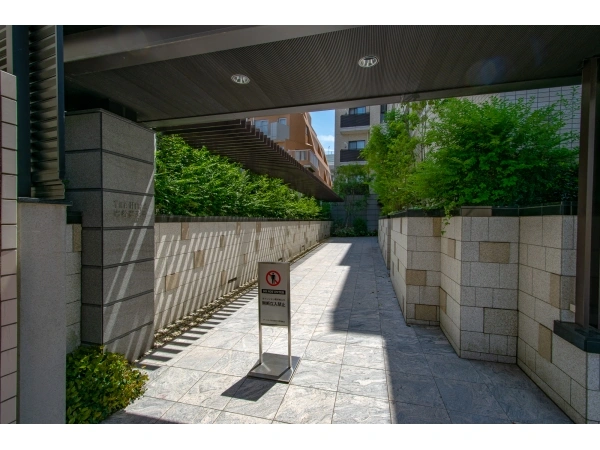ザ・ヒルズ市谷薬王寺