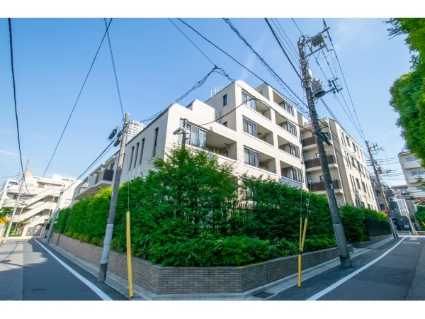 ザ・ヒルズ市谷薬王寺