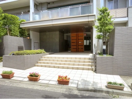 グランシーナ東寺尾