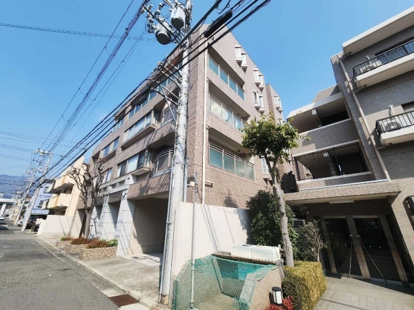 ワコーレ石屋川フラッツ
