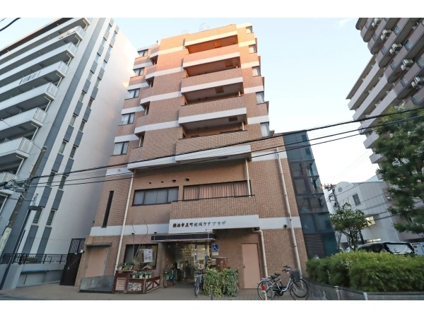 レールシティ横浜反町公園