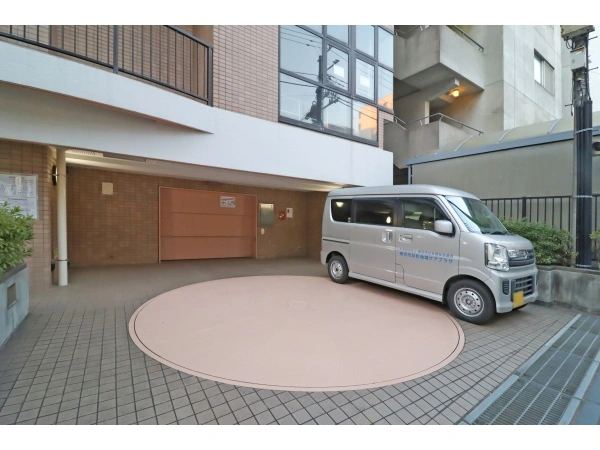 レールシティ横浜反町公園