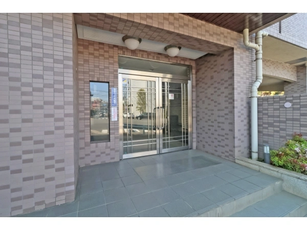 ナイスアーバン横濱片倉町