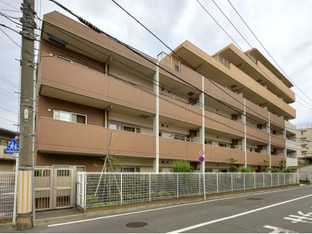 グランディオーレ井土ヶ谷