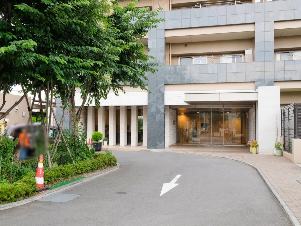 アデニウム府中白糸台