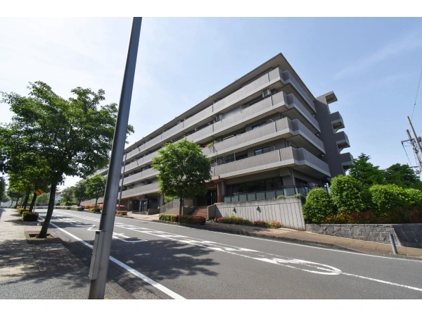ライオンズマンションこどもの国