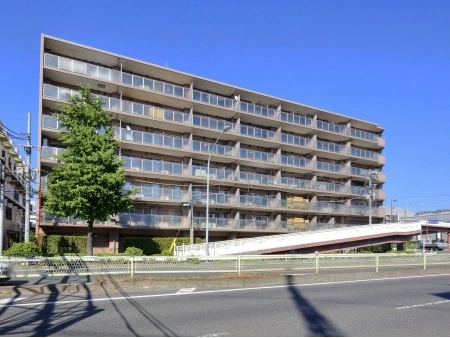 クリオ新杉田駅前