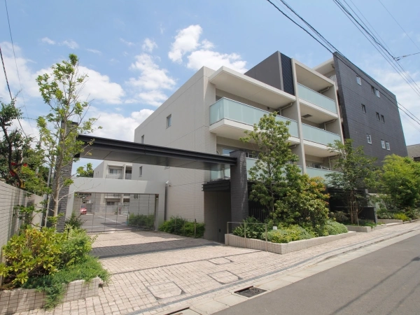 リストレジデンス桜新町