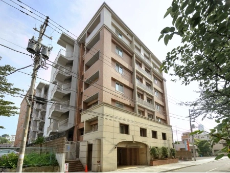 クレッセント横浜ベイシス