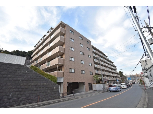 リベレンス・ドゥくぬぎ坂