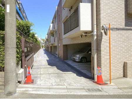サングレイス青葉台プレミア