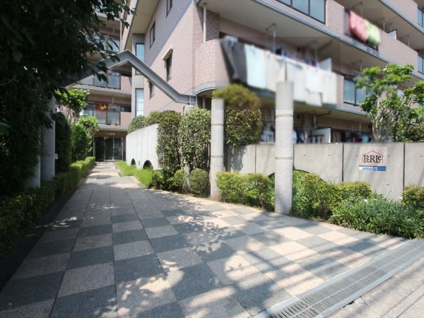 ペルル大久保