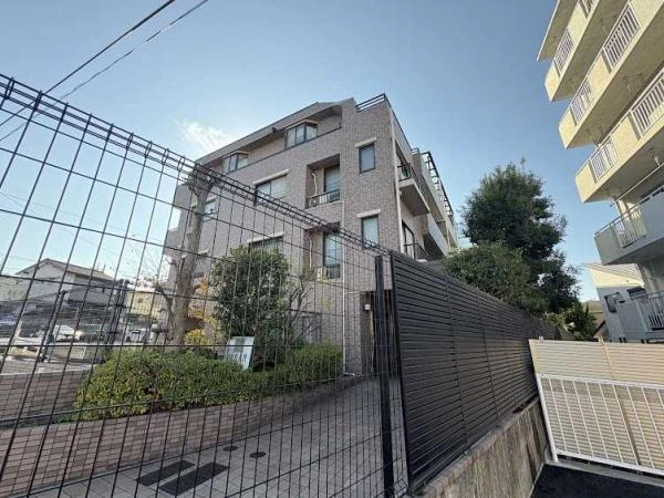 ナイスアーバン上大岡