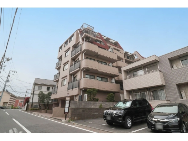 ライオンズマンション山手石川町