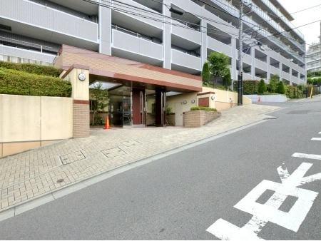 ゼファーヒルズトゥ横浜戸塚