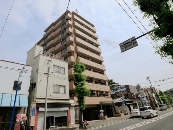 クリオ横須賀中央・六番館