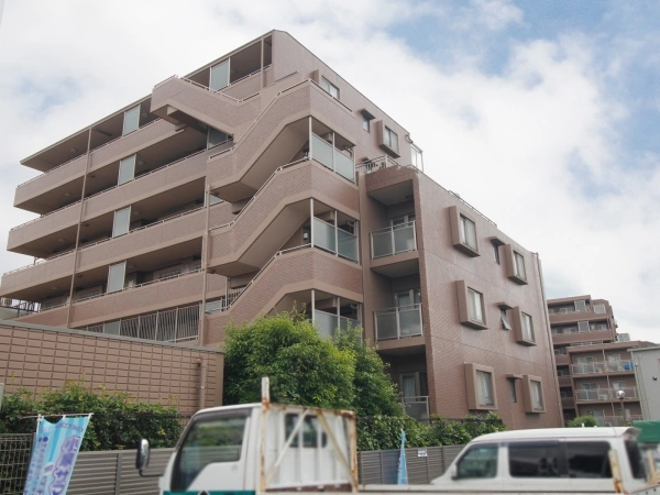ルイシャトレ鶴ケ峰