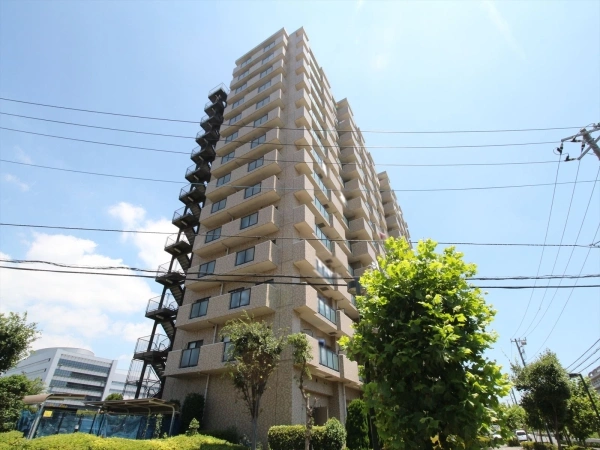 ローヤルシティ鴨居・六番館