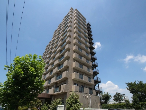 ローヤルシティ鴨居・六番館