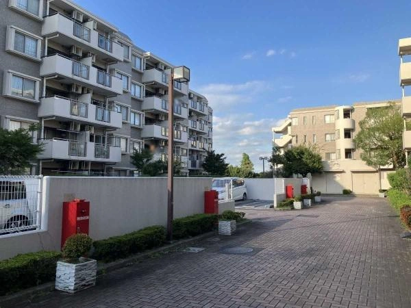 サザンヒルズ竹山 敷地内