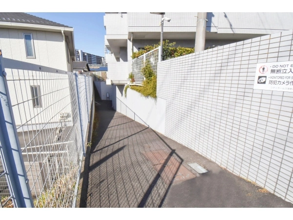 シティホームズ海老名 敷地内